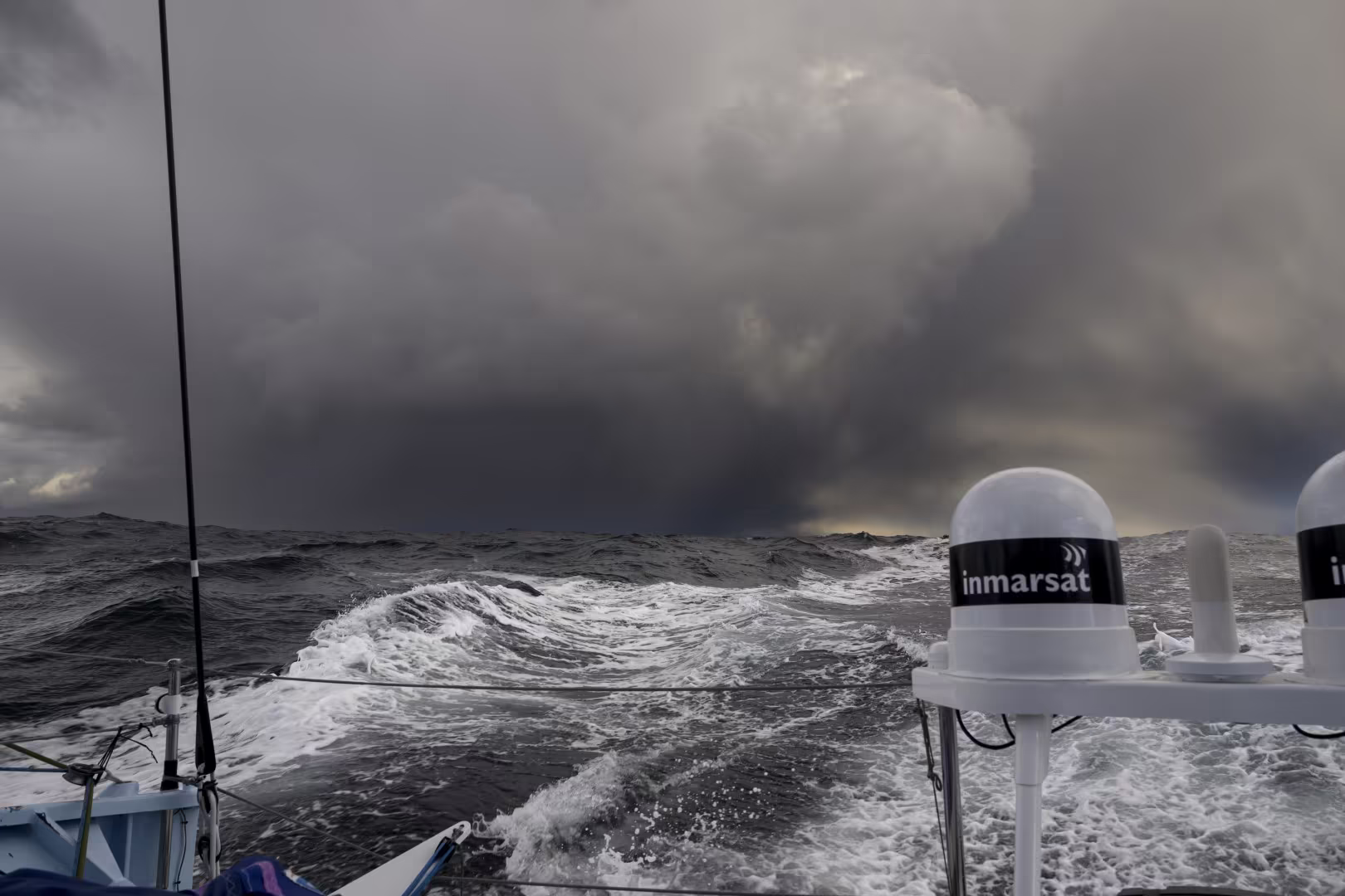 The Ocean Race: La flota de veleros avanza hacia el norte enfrentando desafíos climáticos